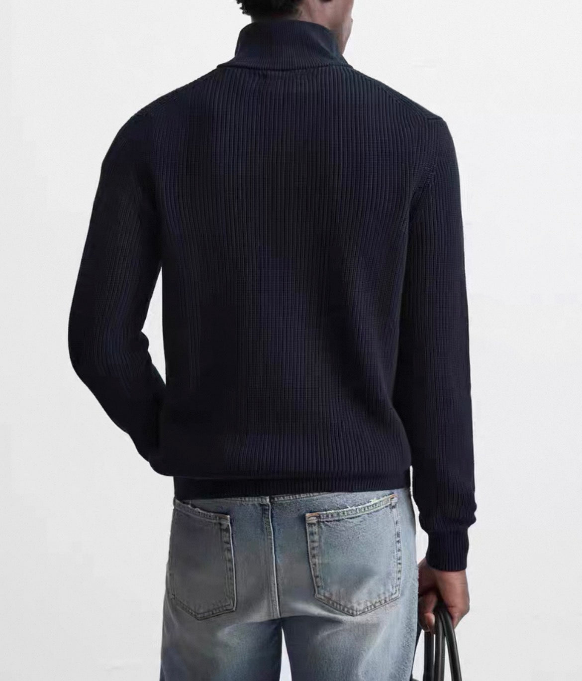 RIBBED HALF-ZIP SWEATER