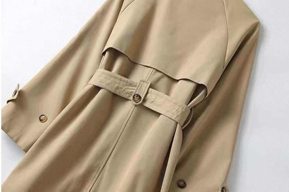 TRENCHCOAT