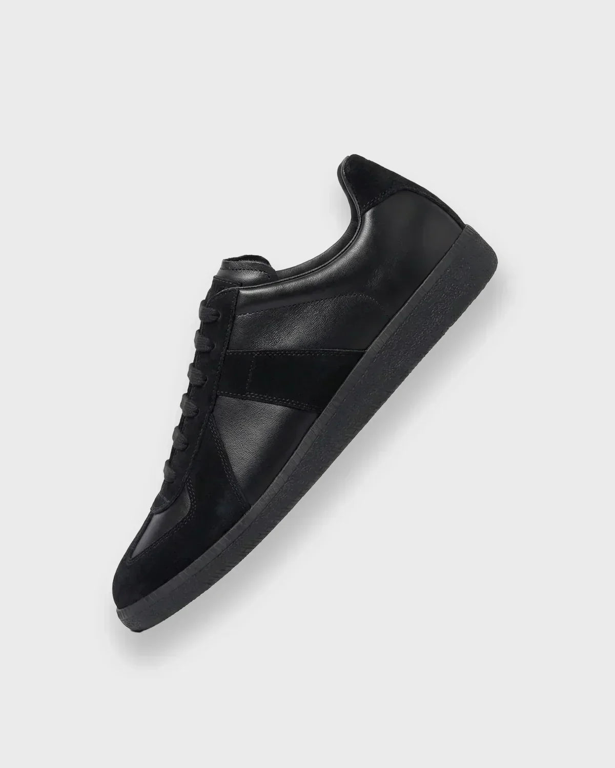 VELIRA SNEAKER