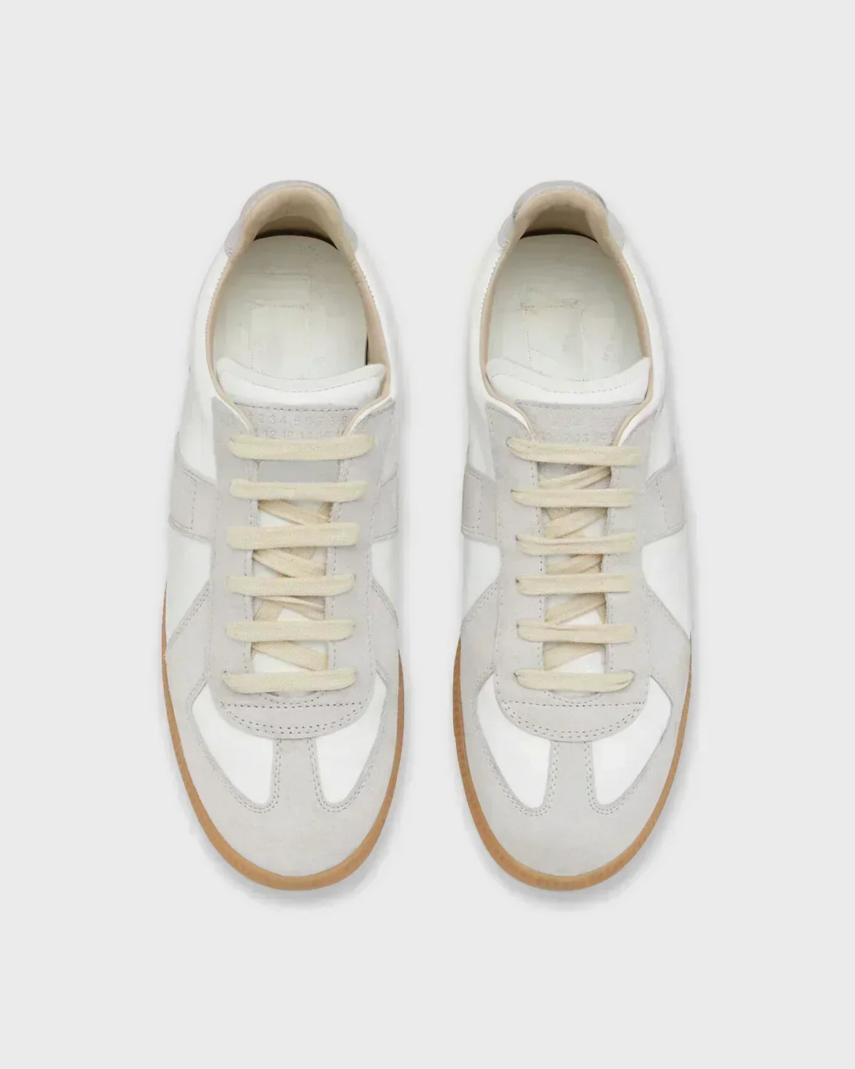 VELIRA SNEAKER